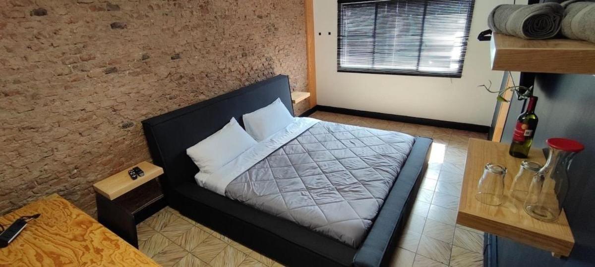 Habitaciones Privadas Con Bano Propio En Una Zona Segura Y Centrica De Guadalajara. Kültér fotó