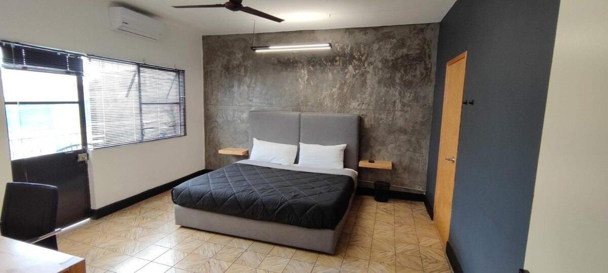 Habitaciones Privadas Con Bano Propio En Una Zona Segura Y Centrica De Guadalajara. Kültér fotó